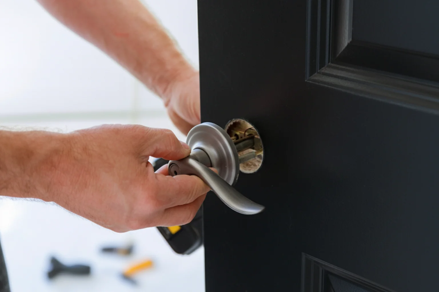 Lock Installation & Replacement2